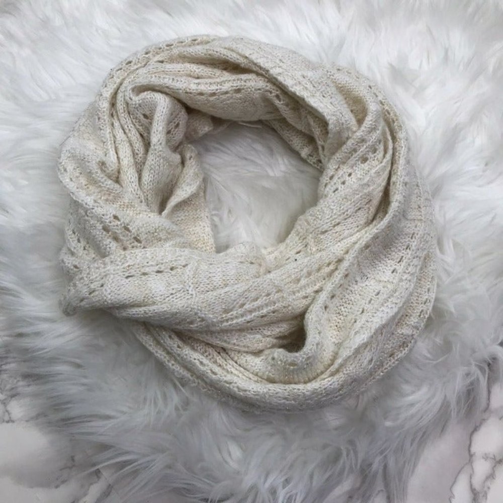 Liz Claiborne Cream Gold Infinity Scarf